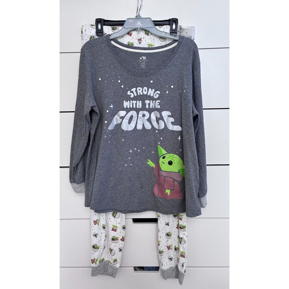Disney Parks The Mandalorian Grogu Strong in the Force PJ Pajama Lounge Set XL